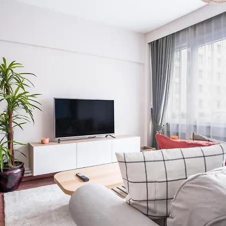 Apartament Centrally Locat