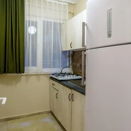 Centrally Locat * イスタンブール