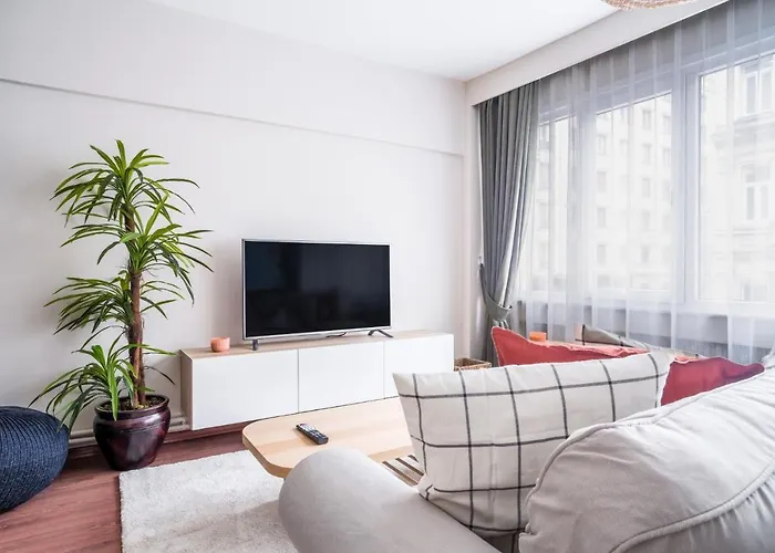 Daire Centrally Locat